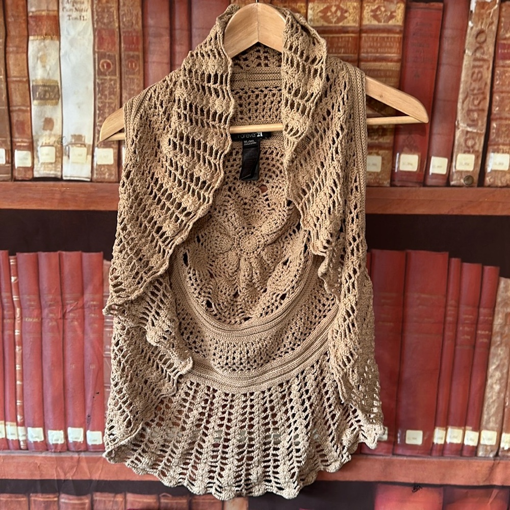 Forever 21 Crochet vest Medium